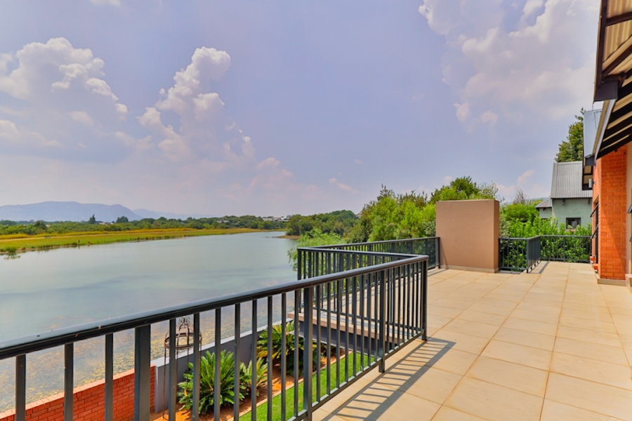 4 Bedroom Property for Sale in The Coves North West